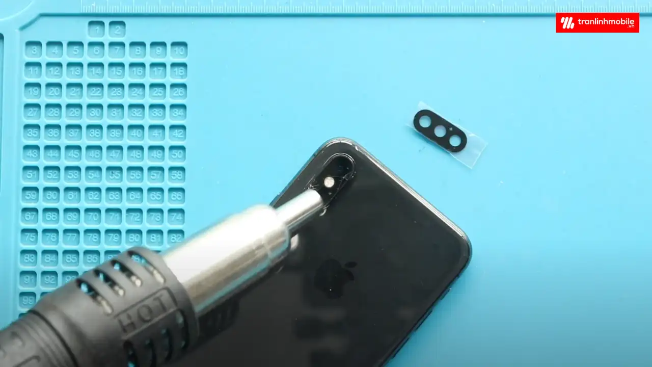 Thay kính camera sau iPhone X chính hãng