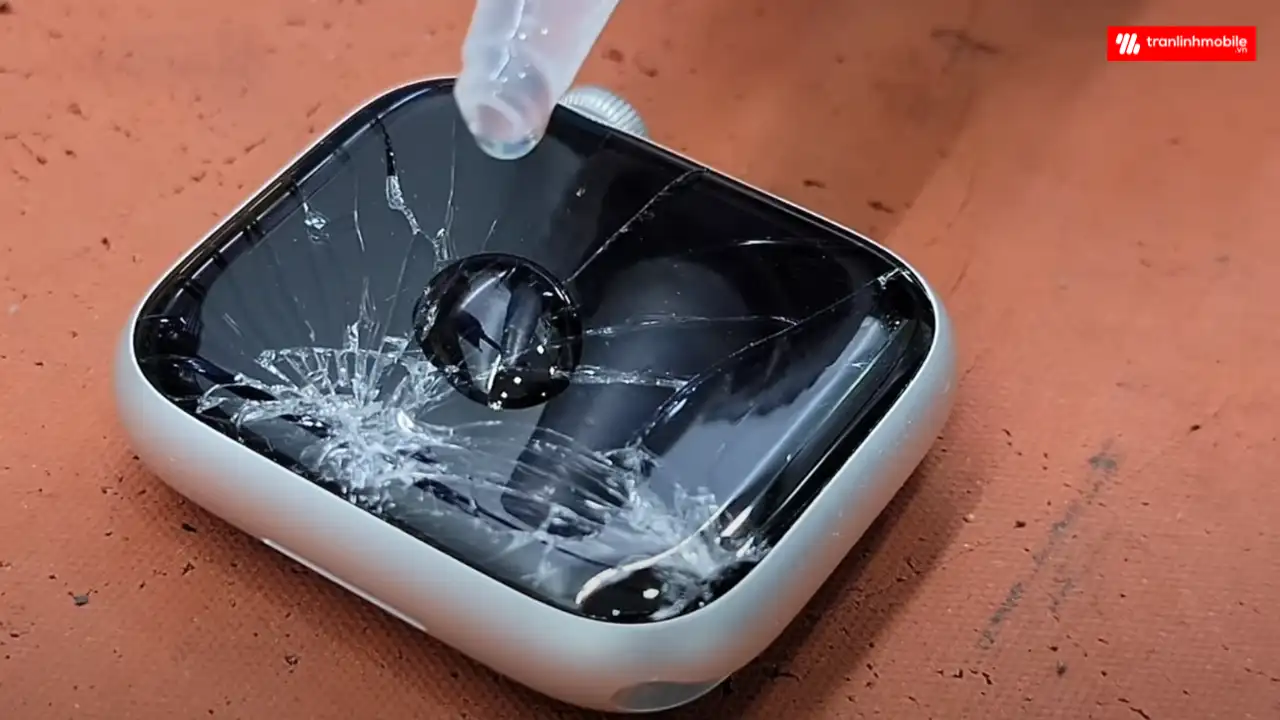 Thay ép mặt kính Apple Watch Series 8 lấy ngay tại Trần Linh Mobile