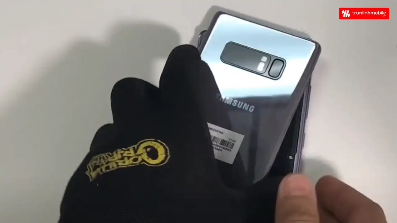 Thay nắp kính lưng Samsung Note 8 lấy ngay tại Hải Phòng và Hà Nội