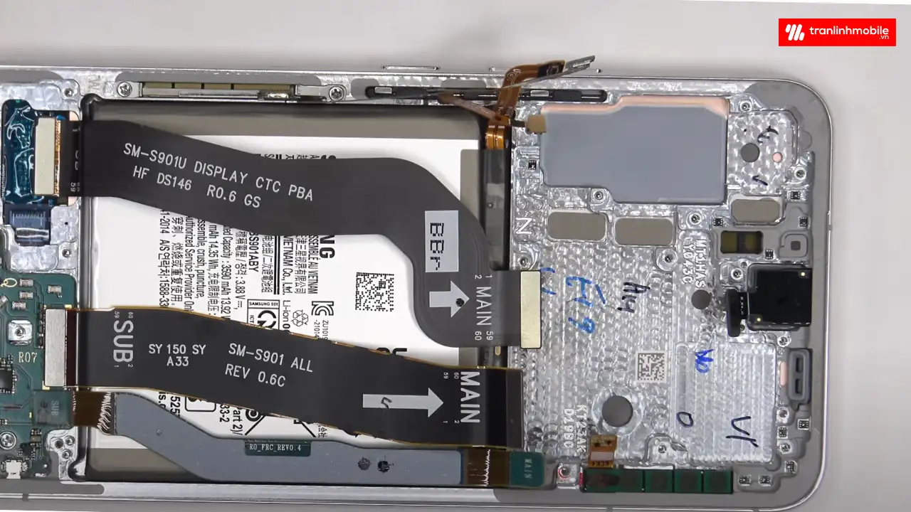 Thay cáp chân sạc Samsung Galaxy S22 chính hãng