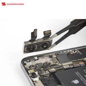 Trần Linh Mobile - Thay kính camera sau iPhone XS lấy ngay 