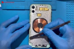 Trần Linh Mobile - Thay kính lưng sau iPhone 11 lấy ngay 