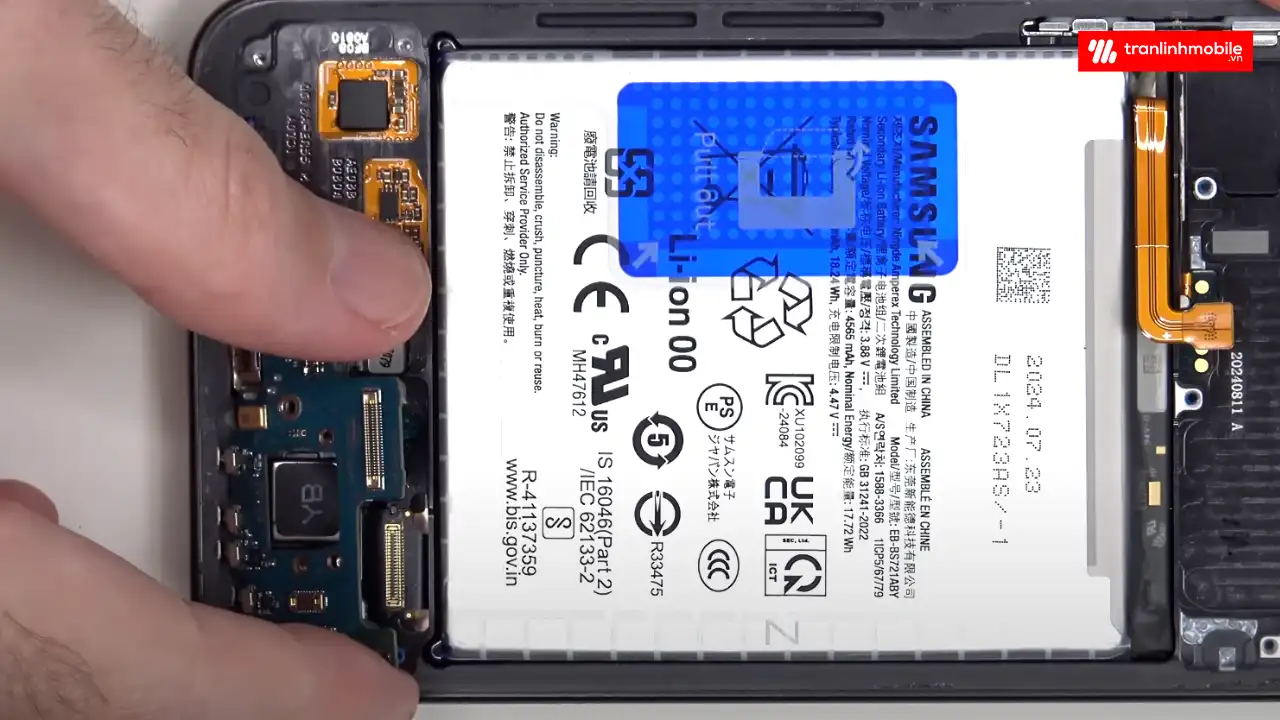 Thay chân sạc Samsung Galaxy S24 FE lấy ngay tại Hải Phòng và Hà Nội