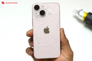 Dấu hiệu cho thấy cần thay k&iacute;nh lưng iPhone 13 Mini