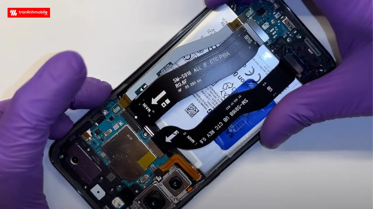 Thay Pin Samsung Galaxy S23+ lấy ngay tại Hải Ph&ograve;ng v&agrave; H&agrave; Nội